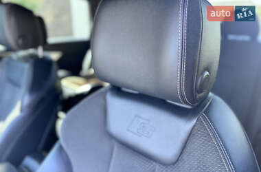 Седан Audi A4 2020 в 