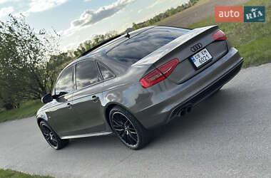 Седан Audi A4 2014 в 