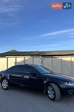 Седан Audi A4 2011 в 