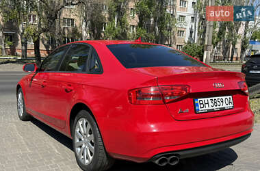 Седан Audi A4 2015 в 