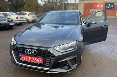 Седан Audi A4 2022 в Львові
