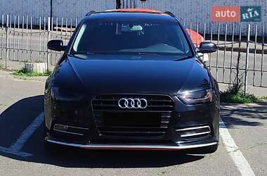 Универсал Audi A4 2013 в 