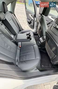 Седан Audi A4 2016 в 