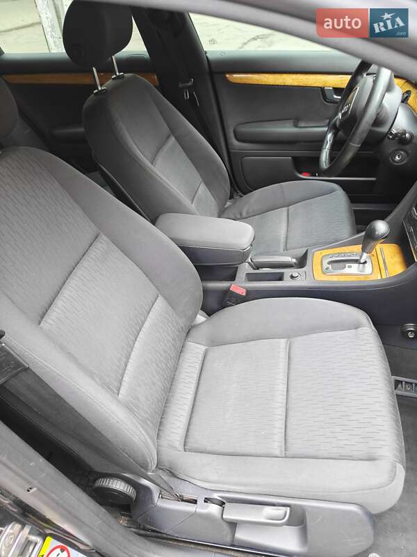Седан Audi A4 2006 в Сумах