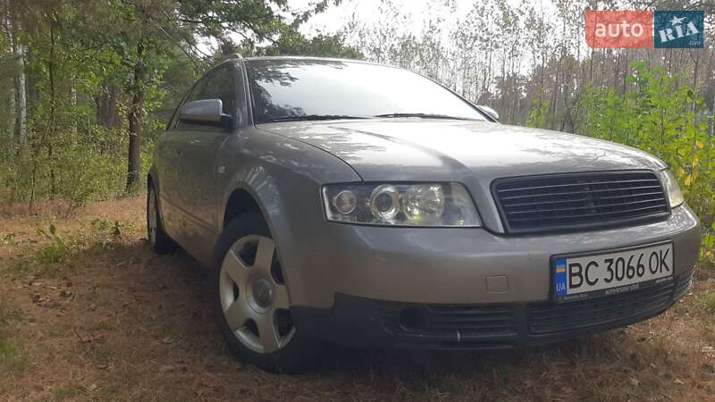 Универсал Audi A4 2002 в Каменке-Бугской