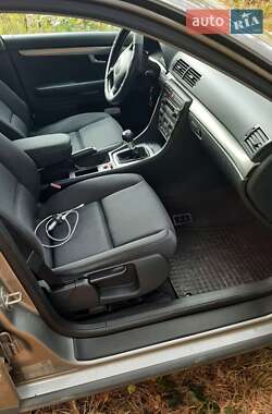 Универсал Audi A4 2002 в 