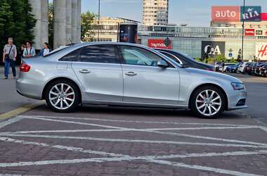Седан Audi A4 2013 в 