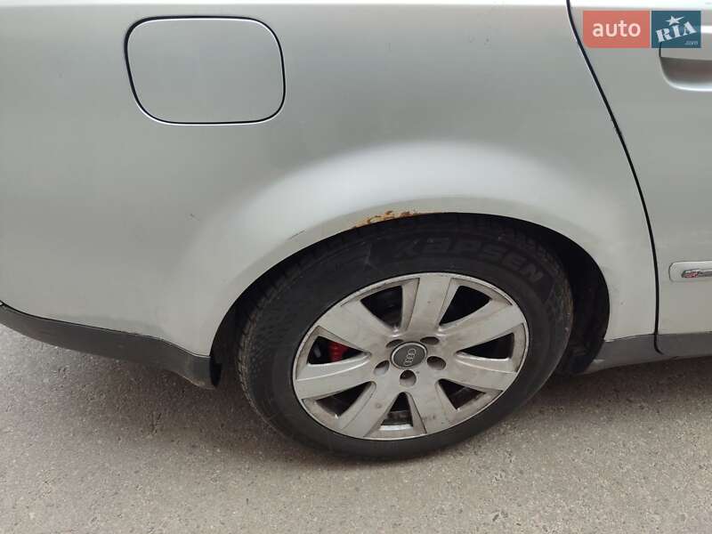Седан Audi A4 2001 в Києві