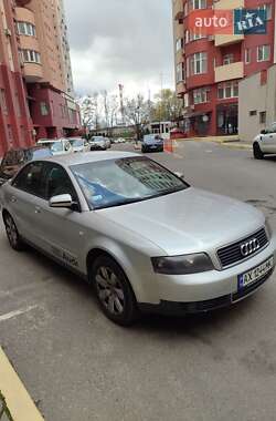 Седан Audi A4 2001 в Киеве