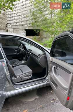 Седан Audi A4 2003 в 
