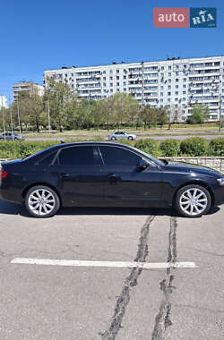 Седан Audi A4 2012 в 