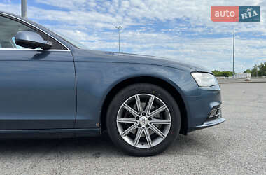 Седан Audi A4 2015 в 