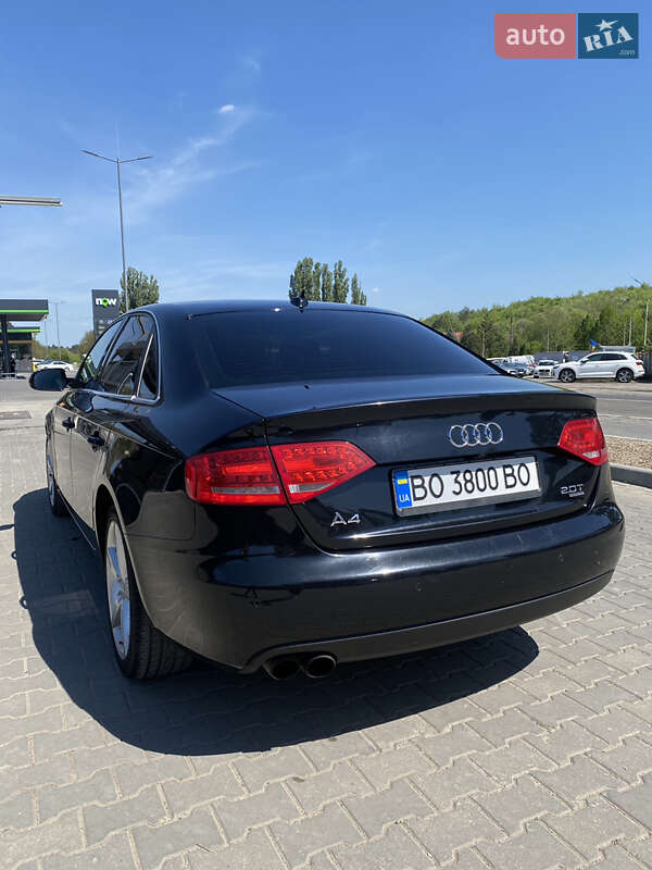 Седан Audi A4 2011 в Біляївці