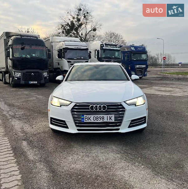 Audi A4 2017