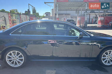 Седан Audi A4 2015 в 
