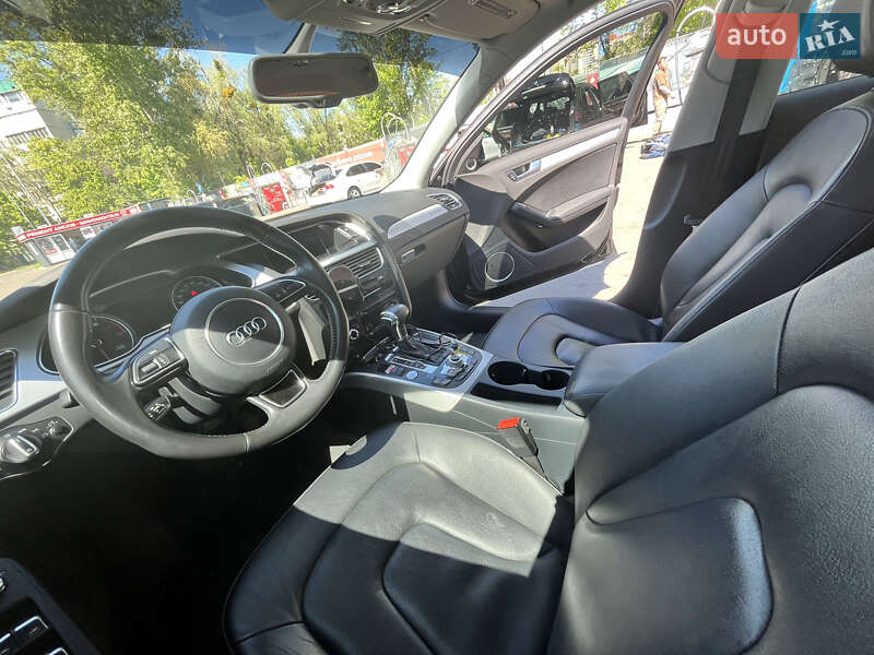 Седан Audi A4 2015 в Києві