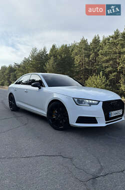 Седан Audi A4 2016 в Кременчуці