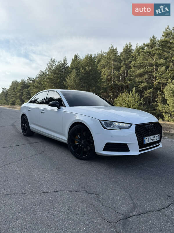 Седан Audi A4 2016 в 
