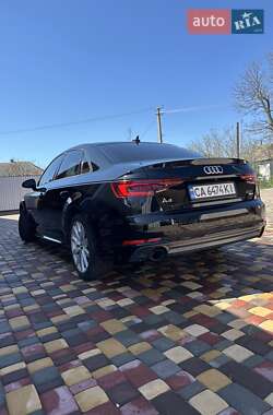 Седан Audi A4 2018 в 