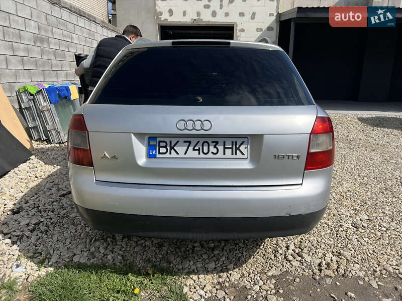 Універсал Audi A4 2001 в Кременці