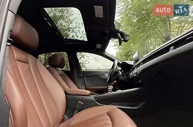 Седан Audi A4 2019 в 