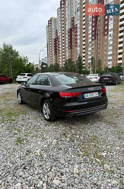 Седан Audi A4 2016 в 