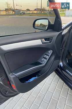 Универсал Audi A4 2013 в 