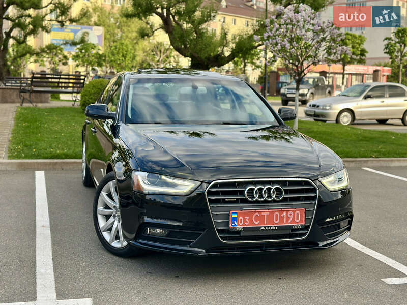 Седан Audi A4 2013 в Києві