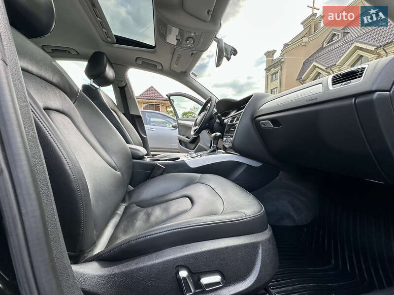 Седан Audi A4 2013 в Києві