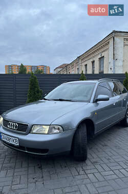 Универсал Audi A4 1998 в 