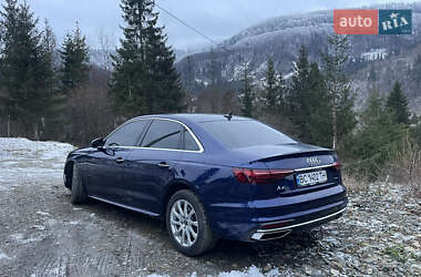 Седан Audi A4 2021 в 