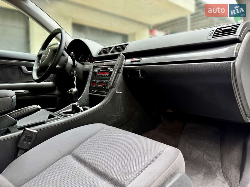 Седан Audi A4 2001 в Дрогобичі
