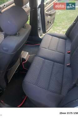 Седан Audi A4 1999 в 