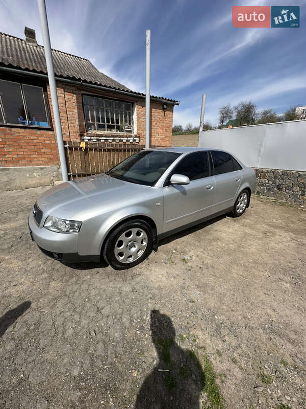 Седан Audi A4 2002 в Одесі