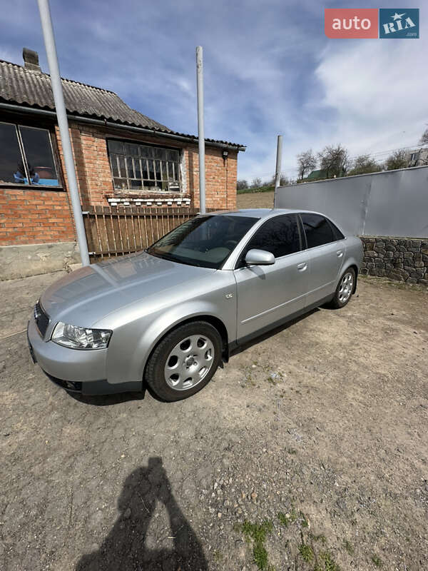 Седан Audi A4 2002 в Одесі
