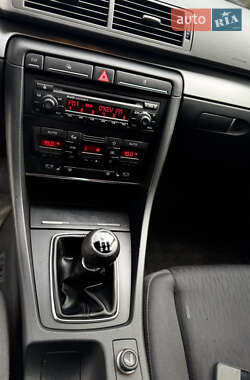 Седан Audi A4 2006 в 