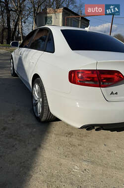 Седан Audi A4 2010 в 