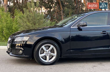 Седан Audi A4 2011 в 