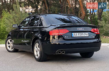 Седан Audi A4 2011 в 