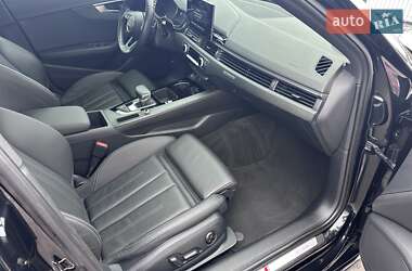 Седан Audi A4 2020 в 