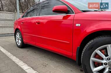 Седан Audi A4 2006 в 