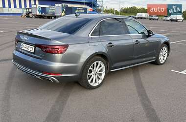 Седан Audi A4 2019 в 