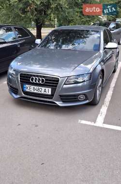 Седан Audi A4 2011 в Никополе
