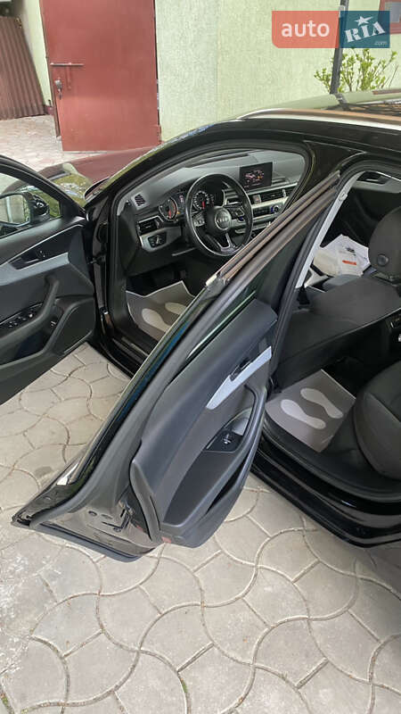 Універсал Audi A4 2017 в Володимирі