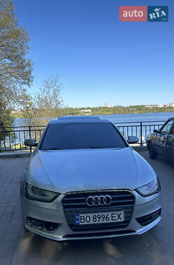 Седан Audi A4 2012 в 