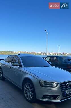 Седан Audi A4 2012 в 