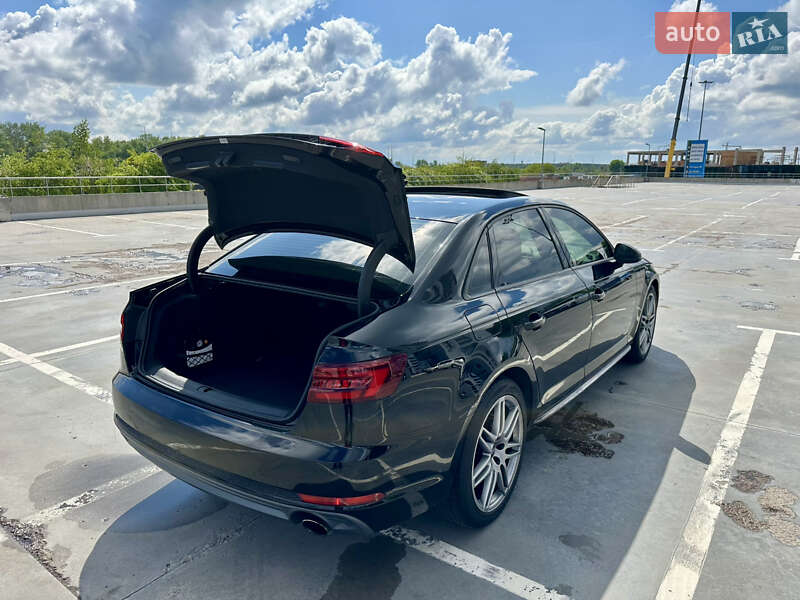 Седан Audi A4 2017 в Киеве