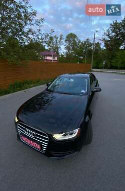 Седан Audi A4 2013 в 