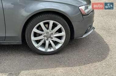 Седан Audi A4 2012 в 