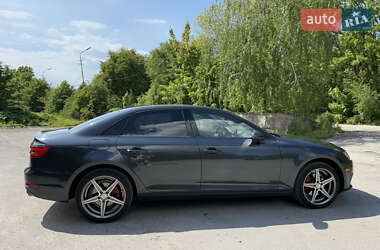Седан Audi A4 2016 в 